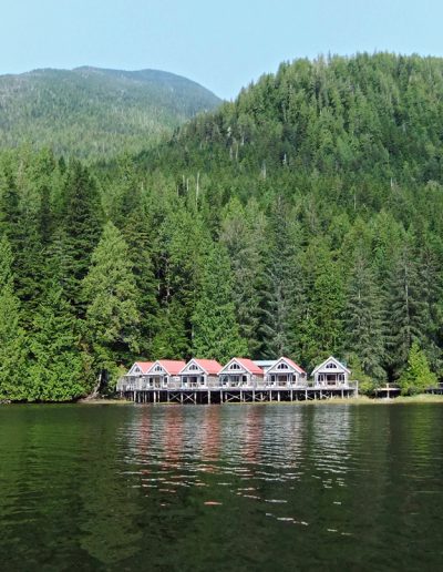 Nimmo Bay Resort